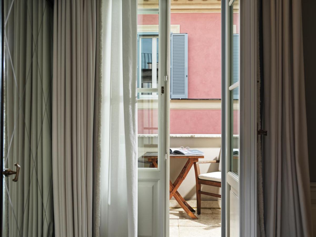 J.k. Place - The Leading Of The World Hotel Rom
